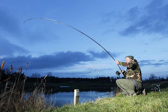 Voorpagina -Aanbiedingen Hengels Winkel 43