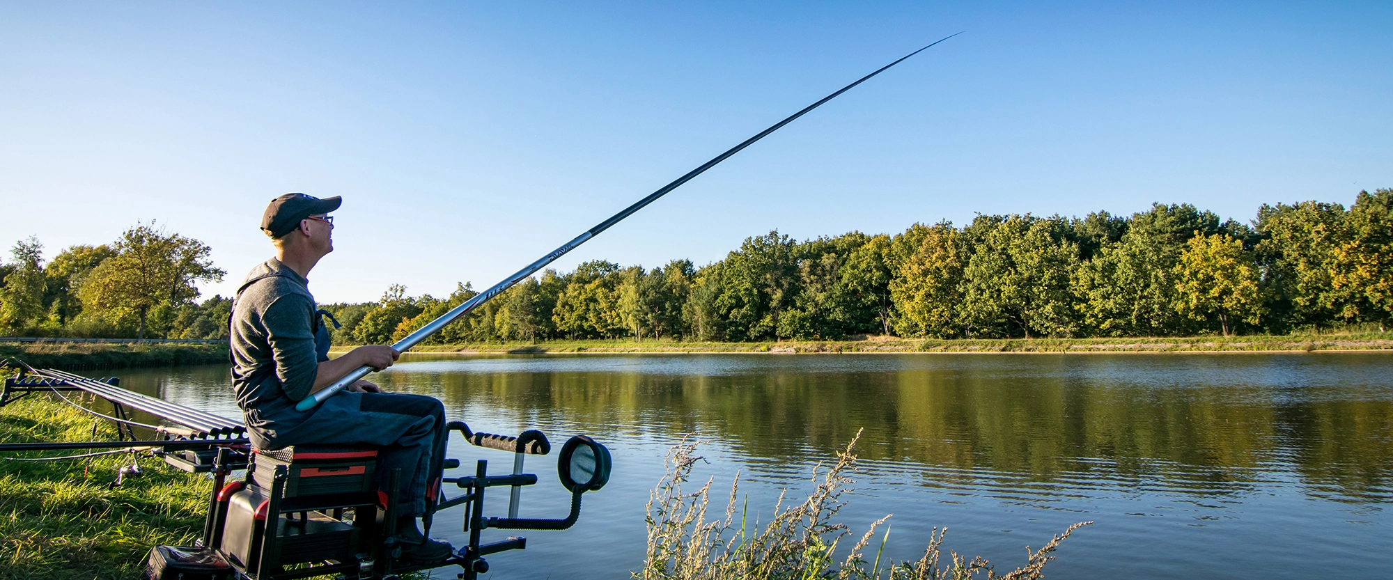 Voorpagina -Aanbiedingen Hengels Winkel 46